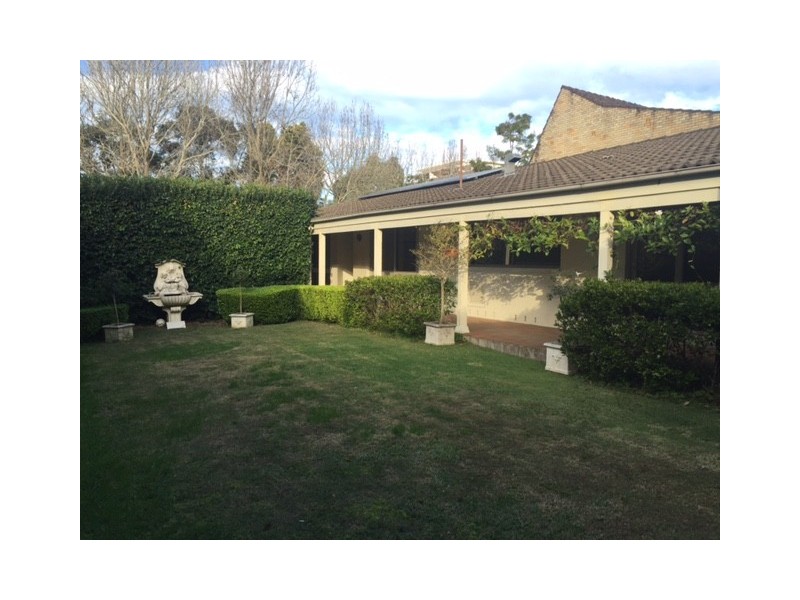 2A Winton Street, Warrawee NSW 2074