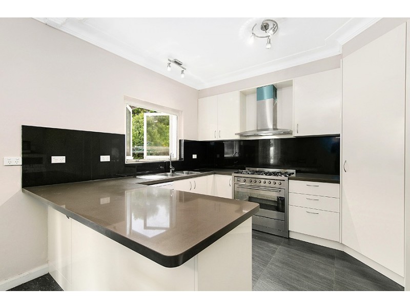 8 Torres Place, St Ives NSW 2075