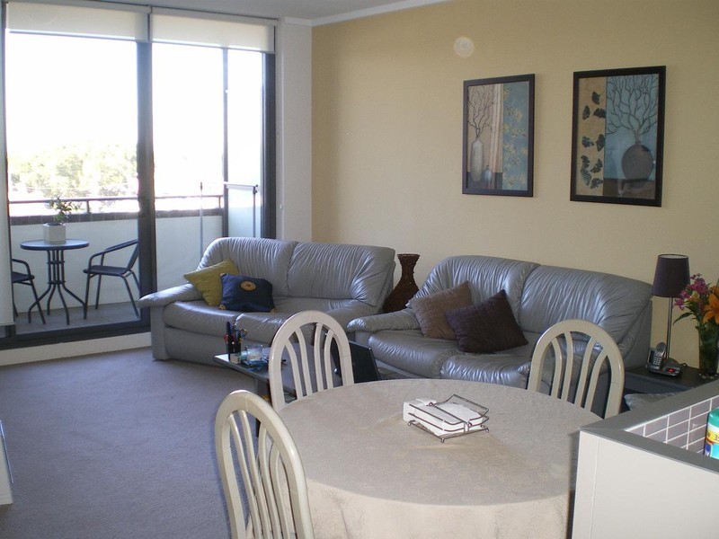 35 Arncliffe St, Wolli Creek NSW 2205