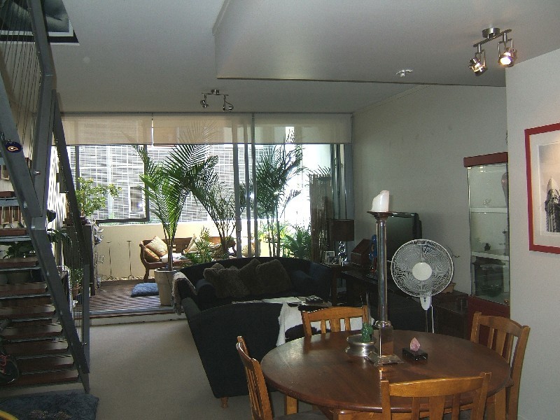 2-4 Powell St, Waterloo NSW 2017