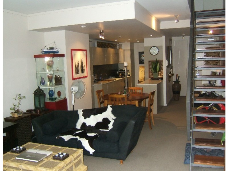 2-4 Powell St, Waterloo NSW 2017