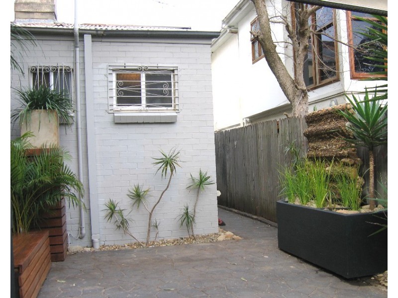 3 Kensington St, Waterloo NSW 2017
