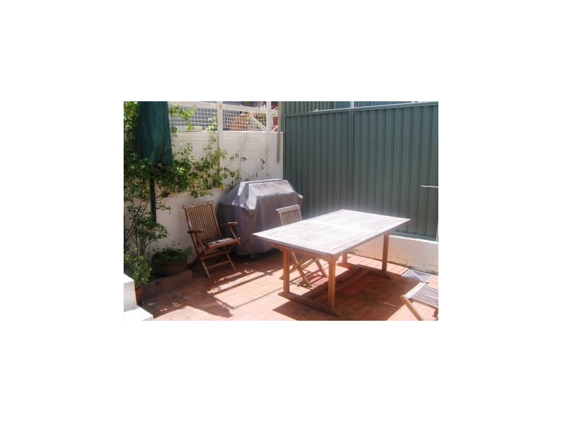 912 Elizabeth St, Zetland NSW 2017