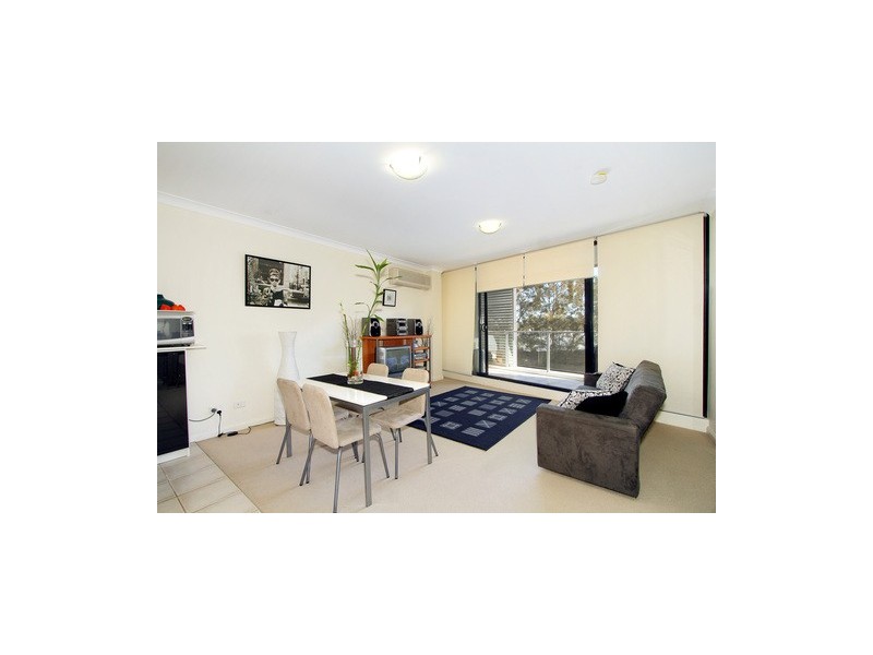 208/11A Lachlan Street, Waterloo NSW 2017