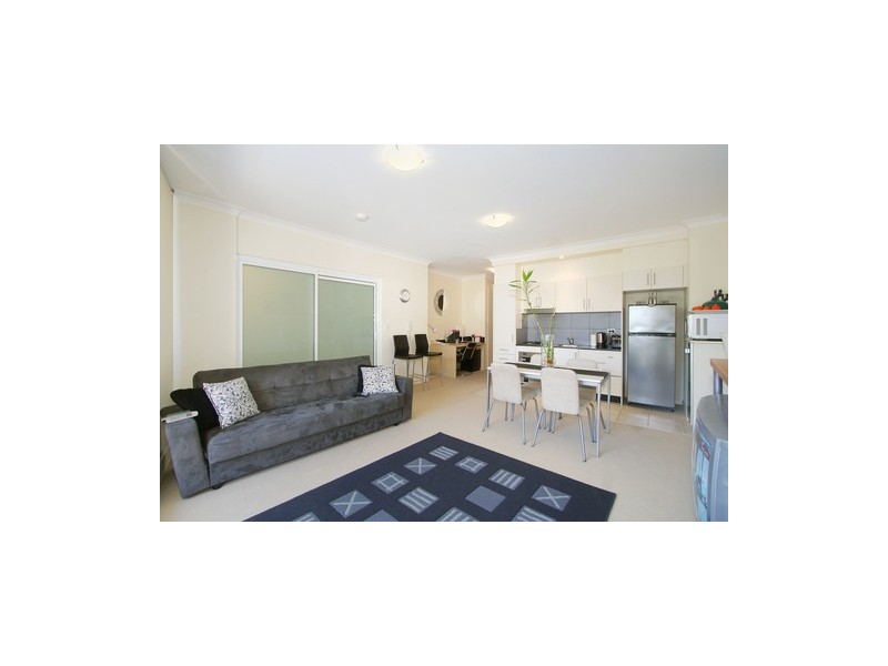 208/11A Lachlan Street, Waterloo NSW 2017