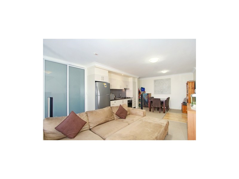 301/11A Lachlan Street, Waterloo NSW 2017