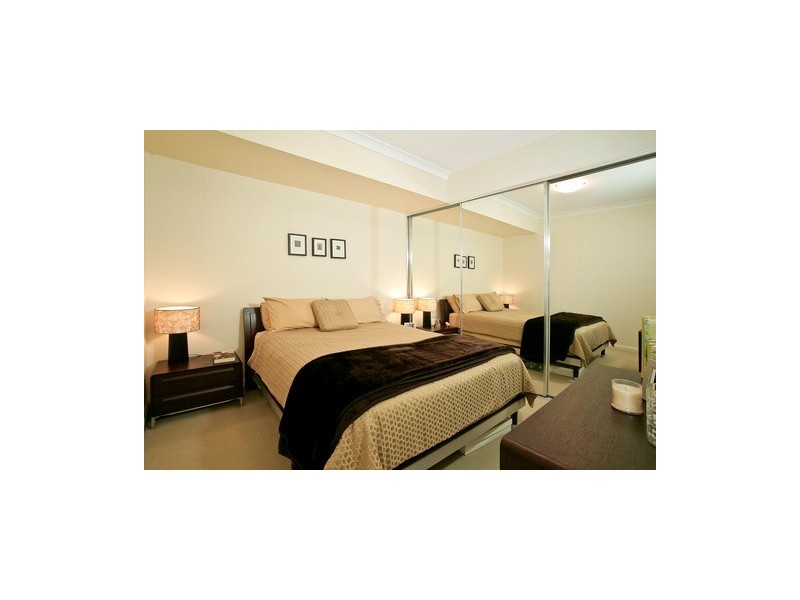 606/11a Lachlan Street, Waterloo NSW 2017