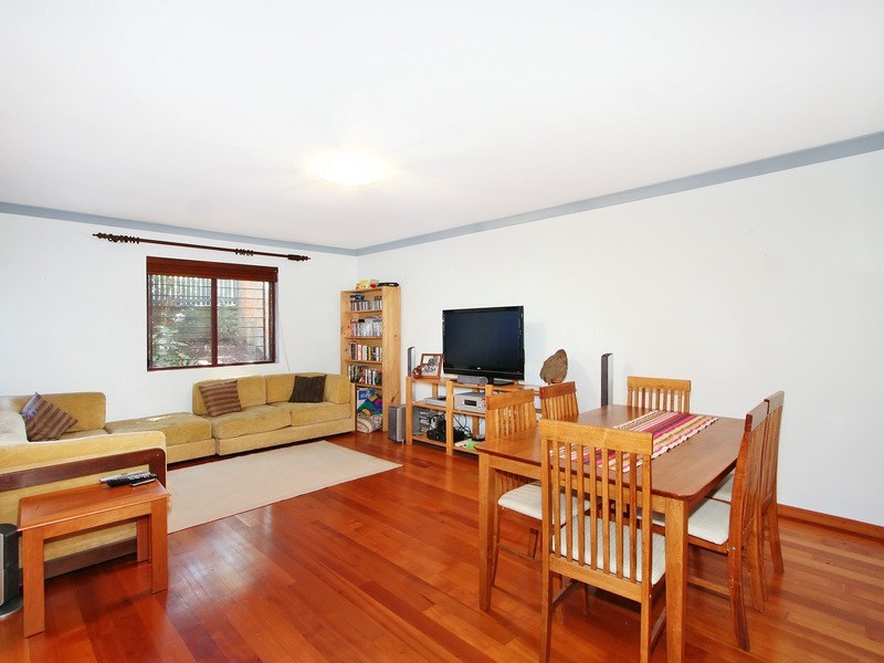 9/2  Kensington Street, Waterloo NSW 2017