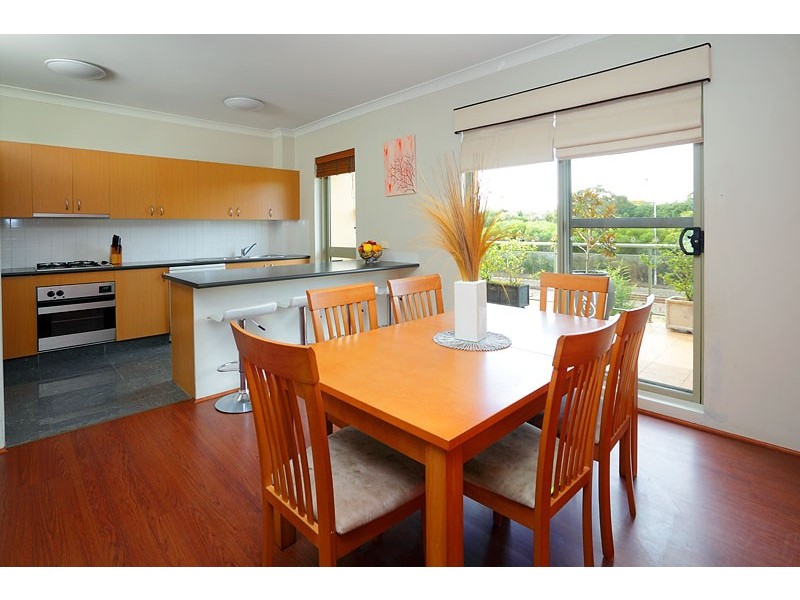 12/18  Morgan Street, Botany NSW 2019
