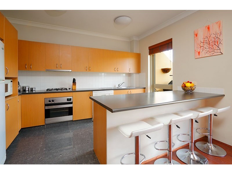 12/18  Morgan Street, Botany NSW 2019