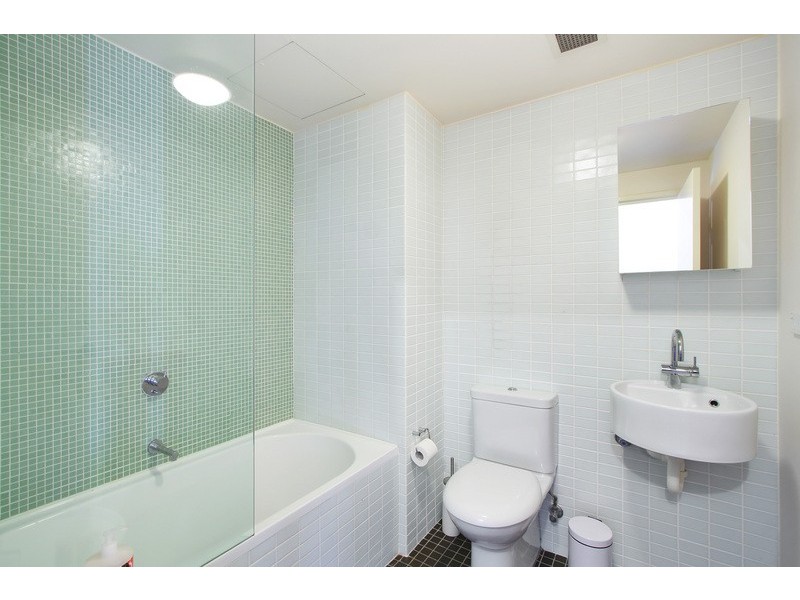 F602/7  Hunter Street, Waterloo NSW 2017