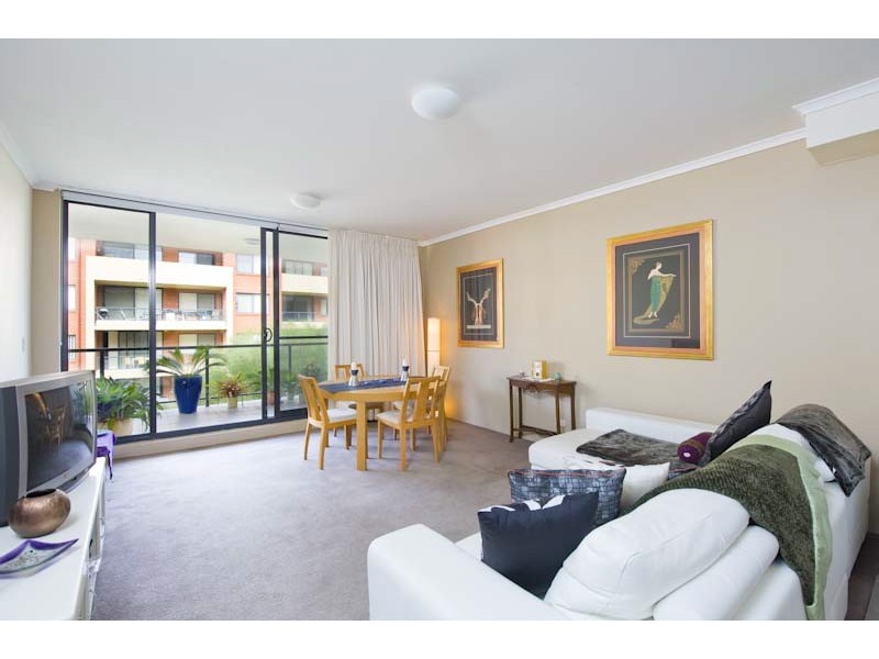 384/221-229 Sydney Park Road, Erskineville NSW 2043