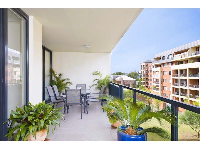 384/221-229 Sydney Park Road, Erskineville NSW 2043