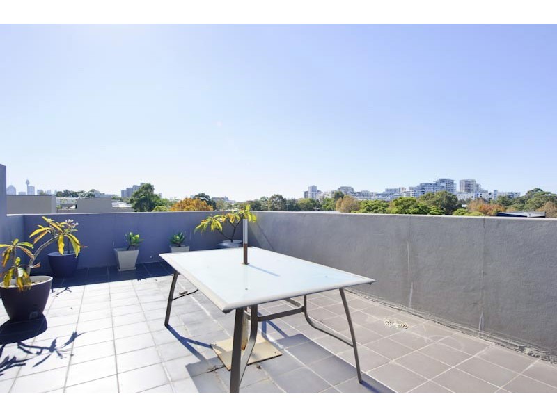 A412/11 Hunter Street, Waterloo NSW 2017