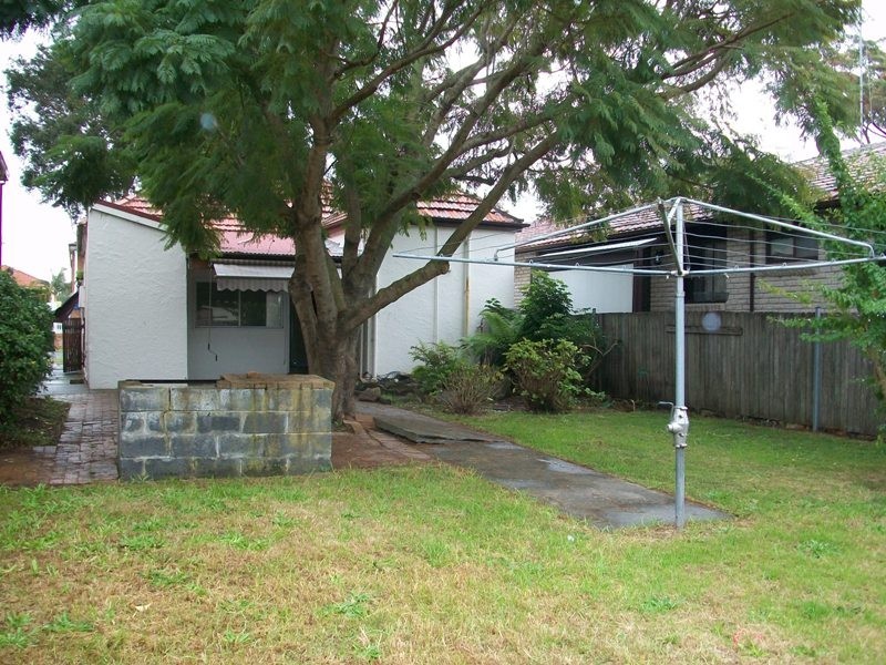 17   Malcolm Street, Mascot NSW 2020