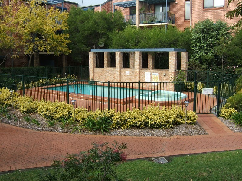 2 Kensington Mews, Waterloo NSW 2017