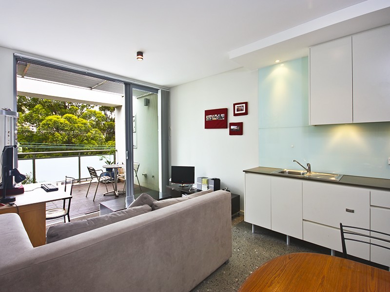 9 Wyndham Street, Alexandria NSW 2015