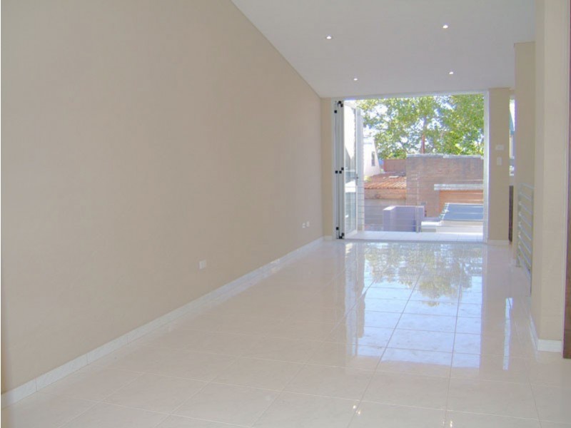 34 MITCHELL ROAD, Alexandria NSW 2015