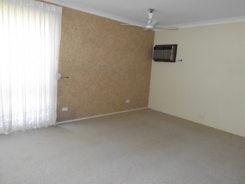 34 Castlereagh Street, Tahmoor NSW 2573