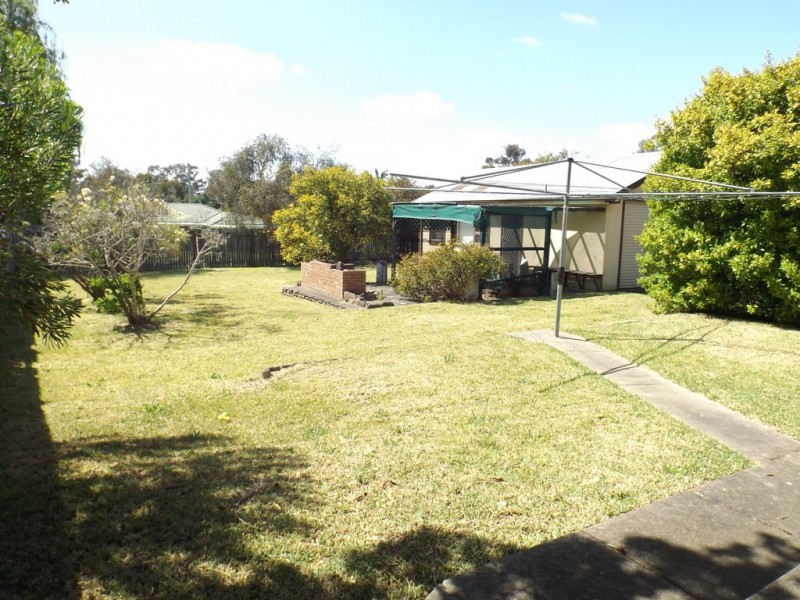 34 Castlereagh Street, Tahmoor NSW 2573