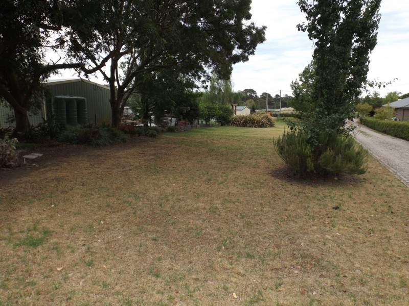 5 Milton Street, Thirlmere NSW 2572