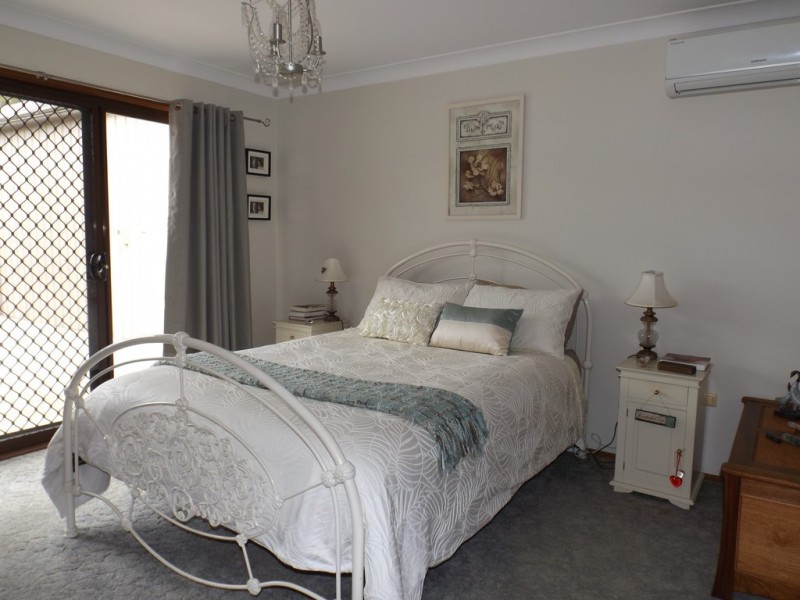 5 Milton Street, Thirlmere NSW 2572