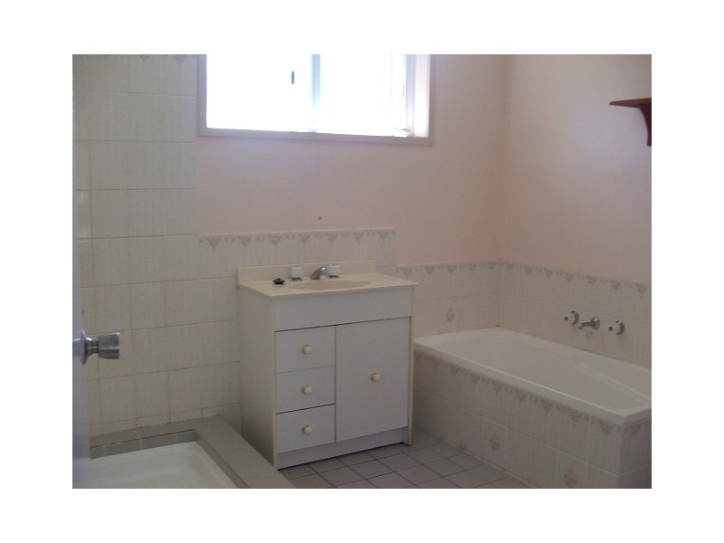 66 Greenacre Drive, Tahmoor NSW 2573