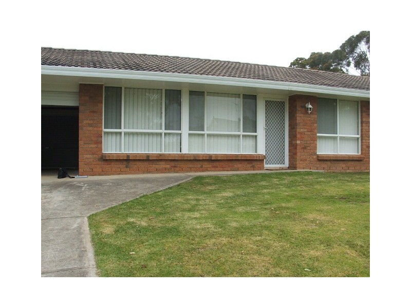 10 Cumberteen Street, Hill Top NSW 2575