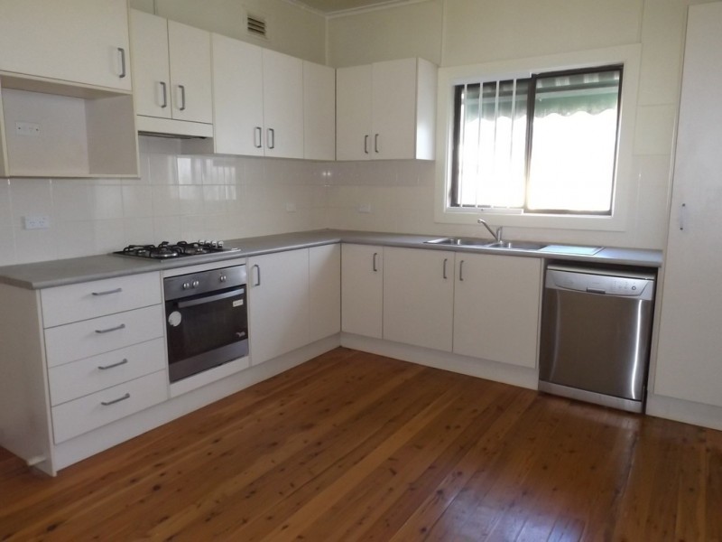2B Short Street, Tahmoor NSW 2573