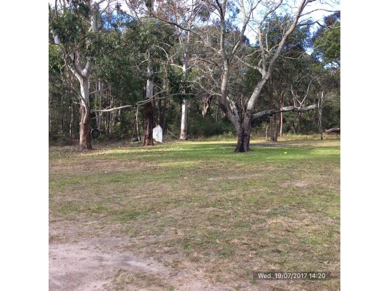 84 Estonian Road, Thirlmere NSW 2572