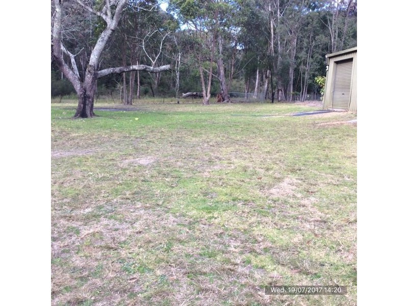 84 Estonian Road, Thirlmere NSW 2572