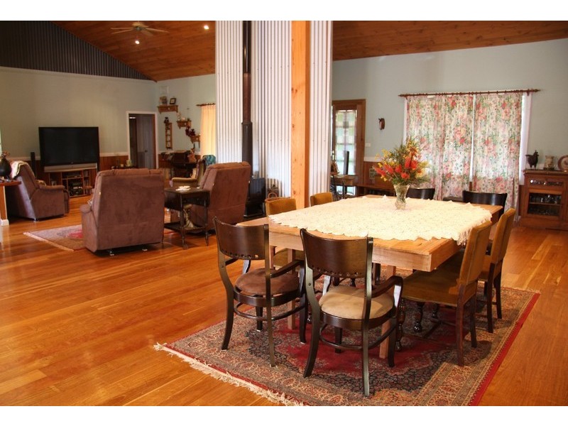 145 Tylers Road, Bargo NSW 2574