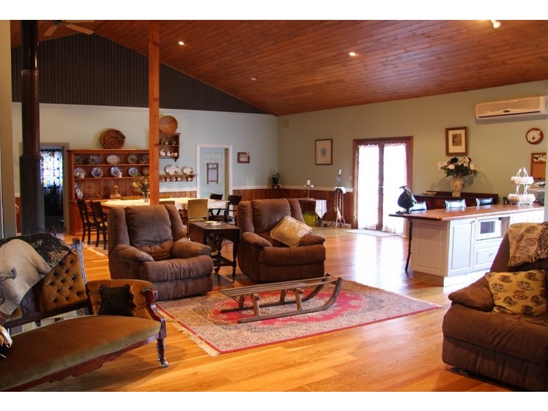 145 Tylers Road, Bargo NSW 2574