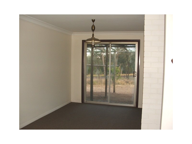 10 Bronzewing Street, Tahmoor NSW 2573