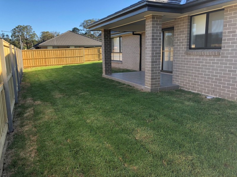 24 Belford Circuit, Tahmoor NSW 2573