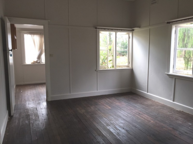 25 Byron Road, Tahmoor NSW 2573