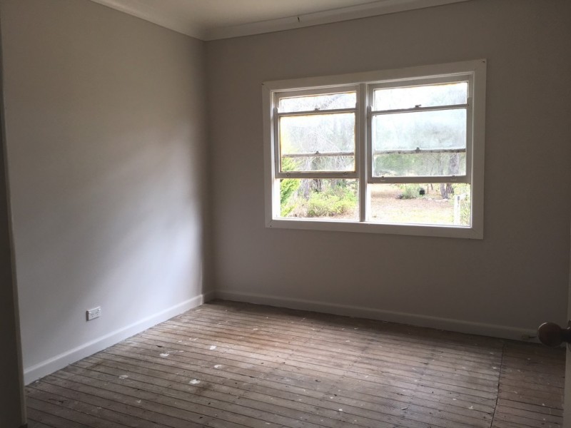 25 Byron Road, Tahmoor NSW 2573