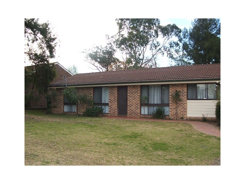 9 Hunter Street, Tahmoor NSW 2573