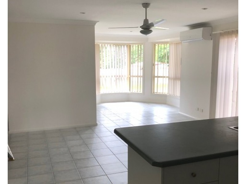 17 Park Street, Tahmoor NSW 2573