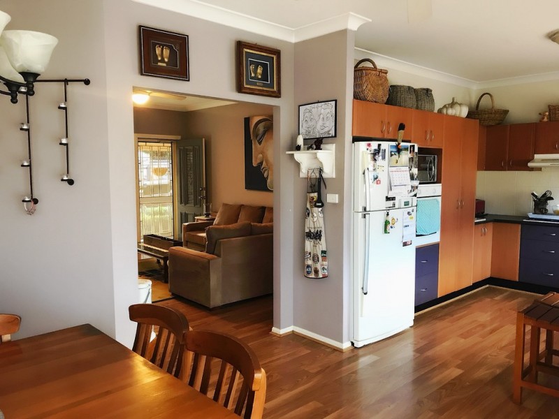 4a Station Street, Thirlmere NSW 2572