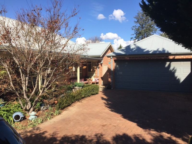 4a Station Street, Thirlmere NSW 2572