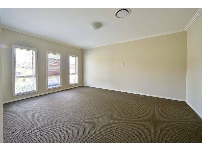 16 Kirkwood Chase, Wilton NSW 2571