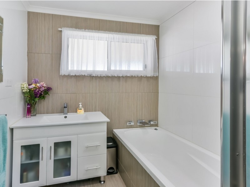 39 Fraser Street, Tahmoor NSW 2573