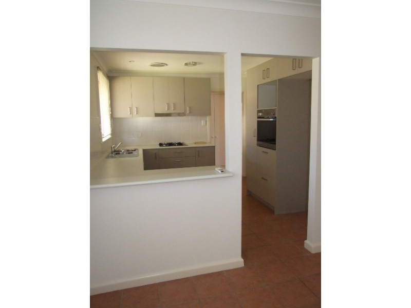 2 Bradbury Street, Tahmoor NSW 2573