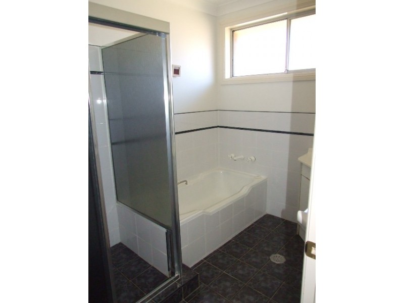 2 Bradbury Street, Tahmoor NSW 2573