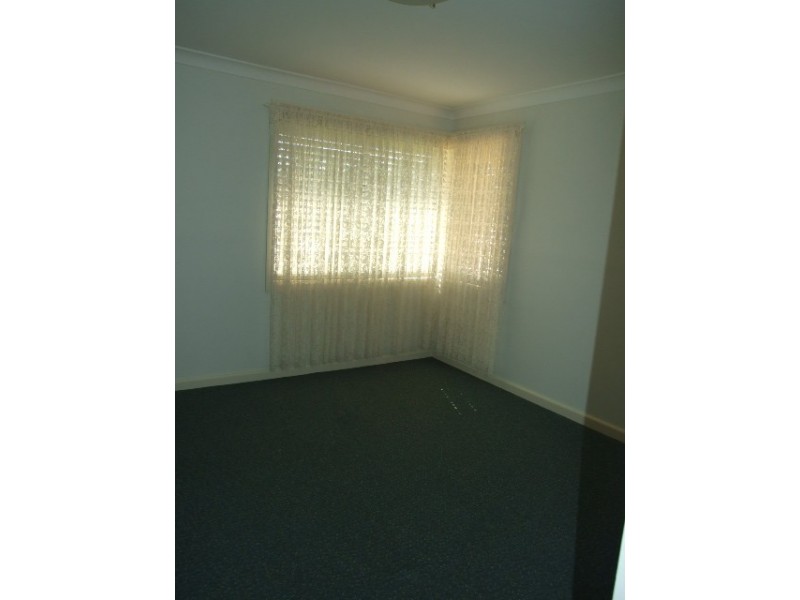 2 Bradbury Street, Tahmoor NSW 2573