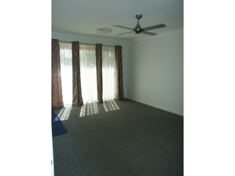 2 Bradbury Street, Tahmoor NSW 2573