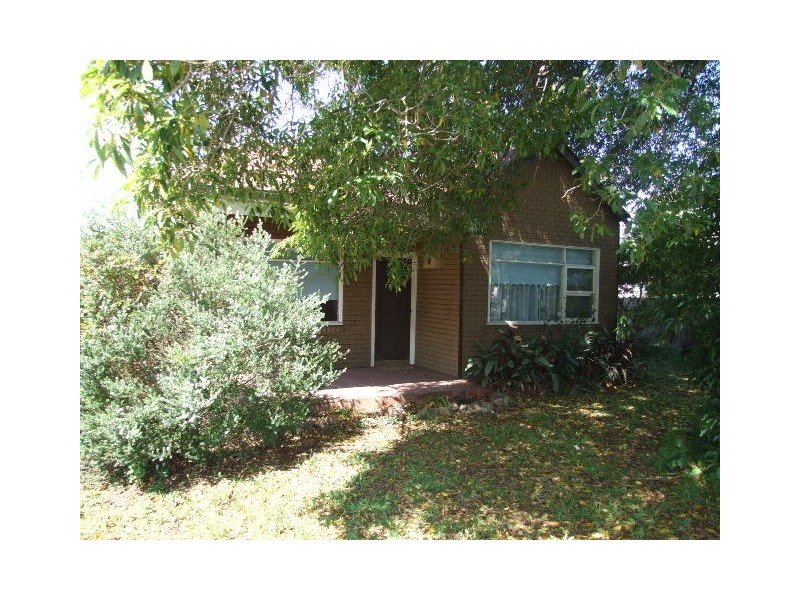 84 Westbourne Avenue, Thirlmere NSW 2572