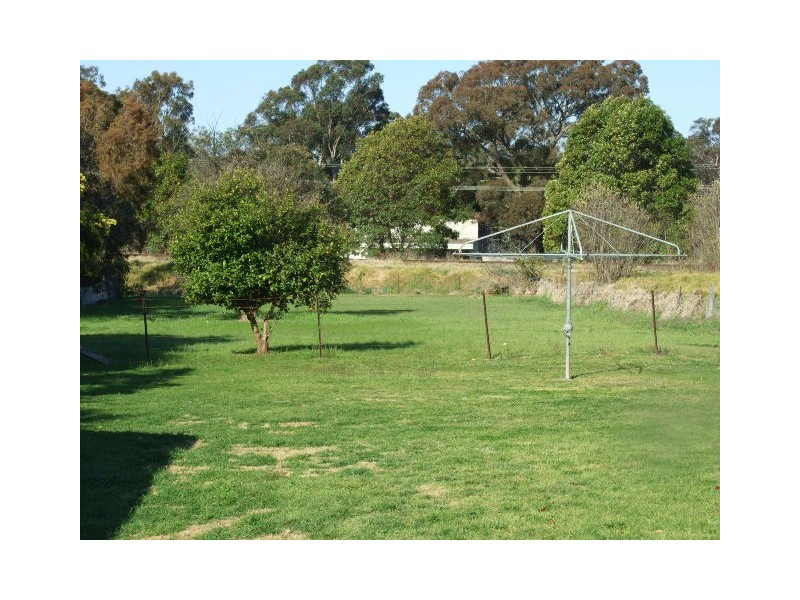84 Westbourne Avenue, Thirlmere NSW 2572