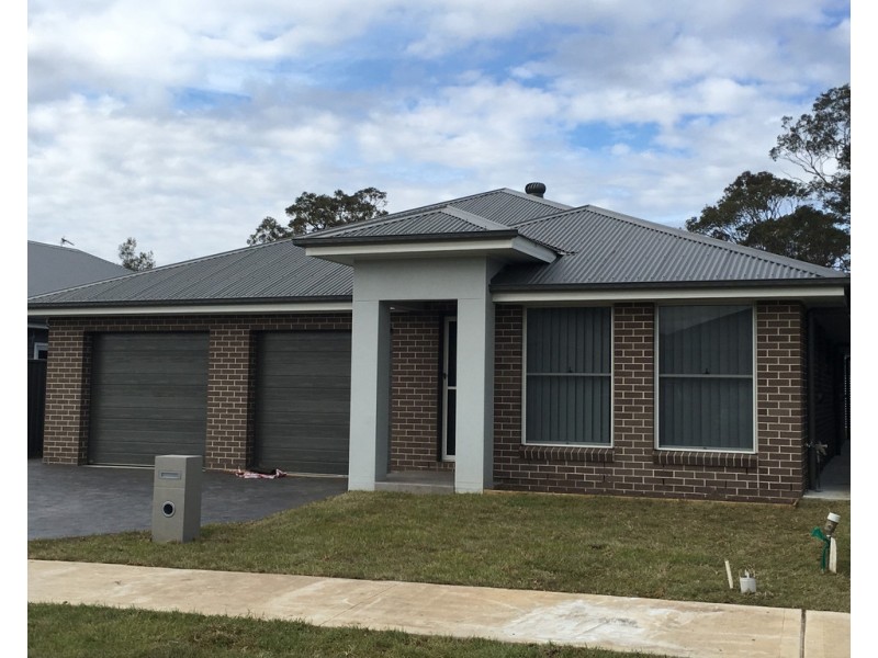 5 Belford Circuit, Tahmoor NSW 2573